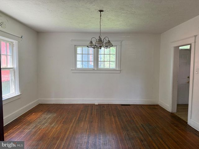 45 W COTTAGE PL, York, PA 17401