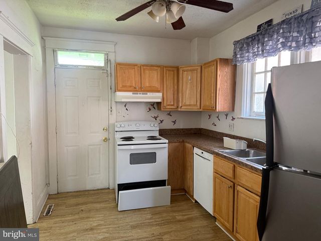45 W COTTAGE PL, York, PA 17401