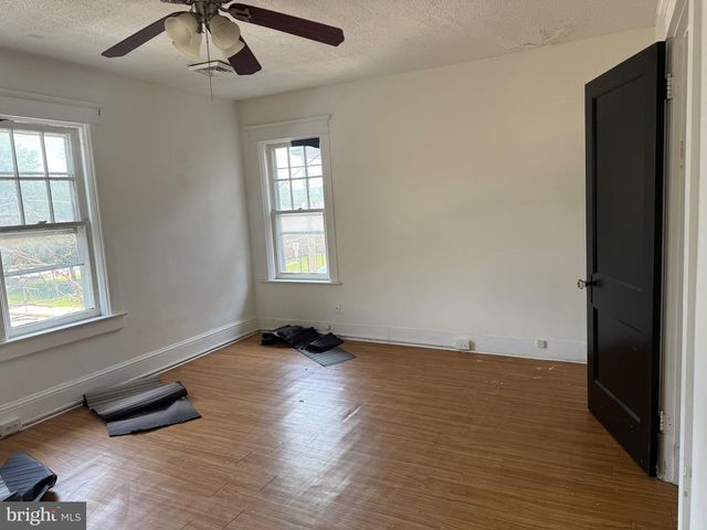 45 W COTTAGE PL, York, PA 17401