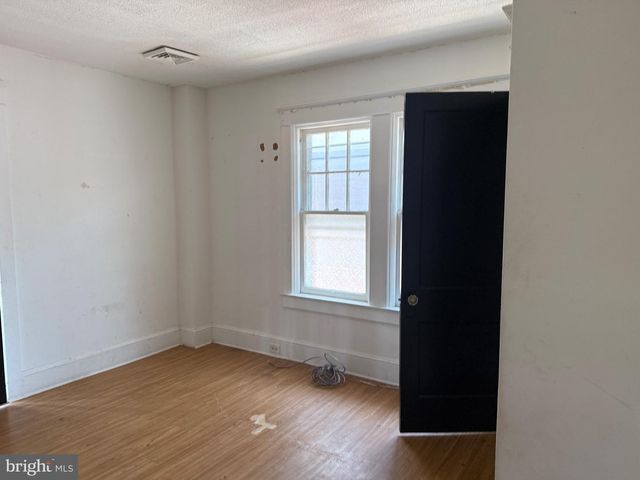 45 W COTTAGE PL, York, PA 17401