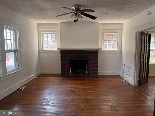 45 W COTTAGE PL, York, PA 17401