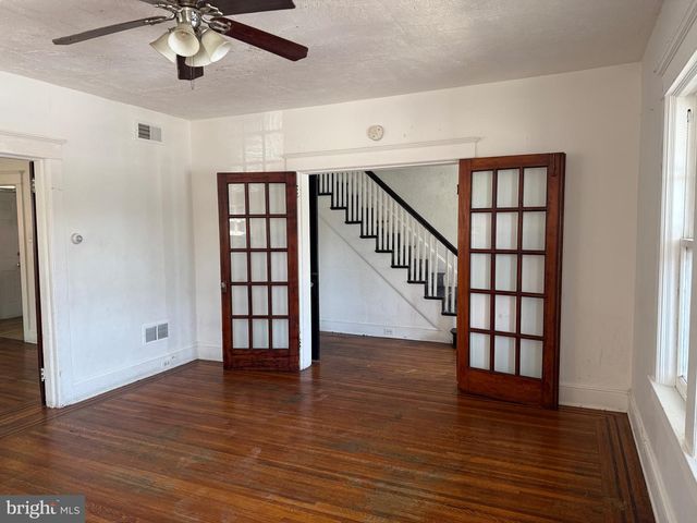 45 W COTTAGE PL, York, PA 17401