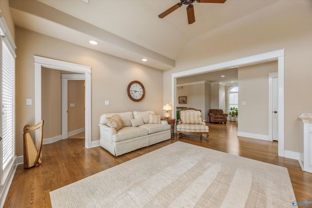 7134 Jump Street, Owens Cross Roads, AL 35763