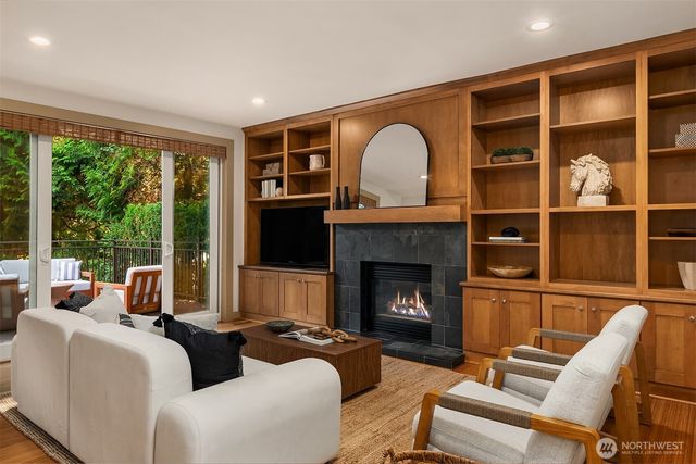 7733 235th Place NE, Redmond, WA 98053