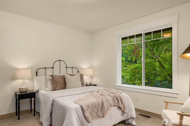 7733 235th Place NE, Redmond, WA 98053