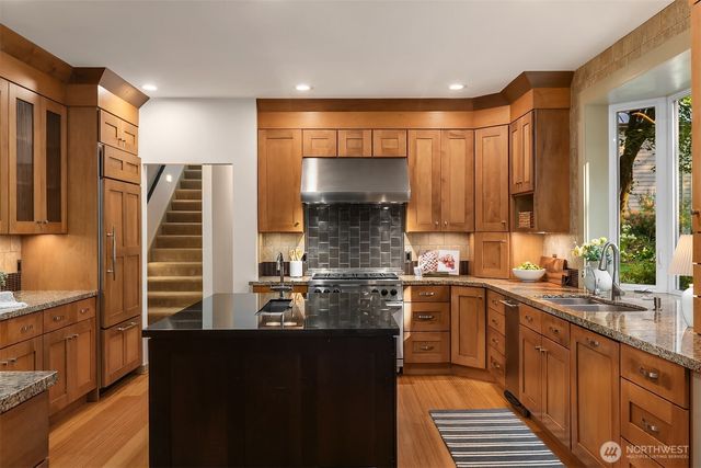 7733 235th Place NE, Redmond, WA 98053
