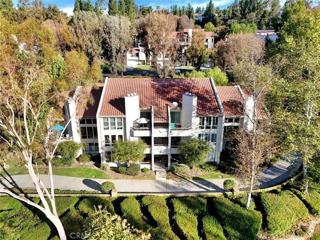 23224 Coso, Mission Viejo, CA 92692