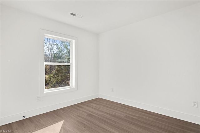 119 Indian Wells Court, Harmony, NC 28634