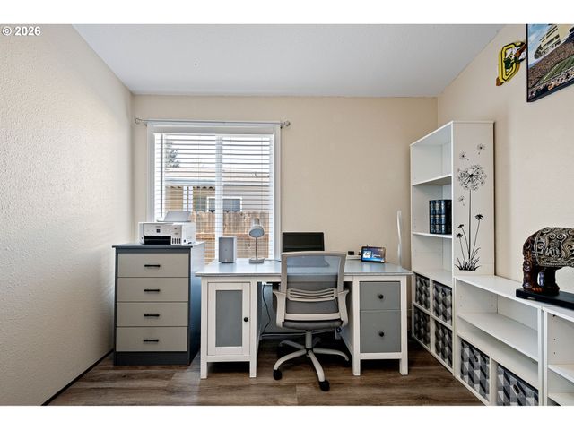 1307 BRAMBLEWOOD Ln, Eugene, OR 97404