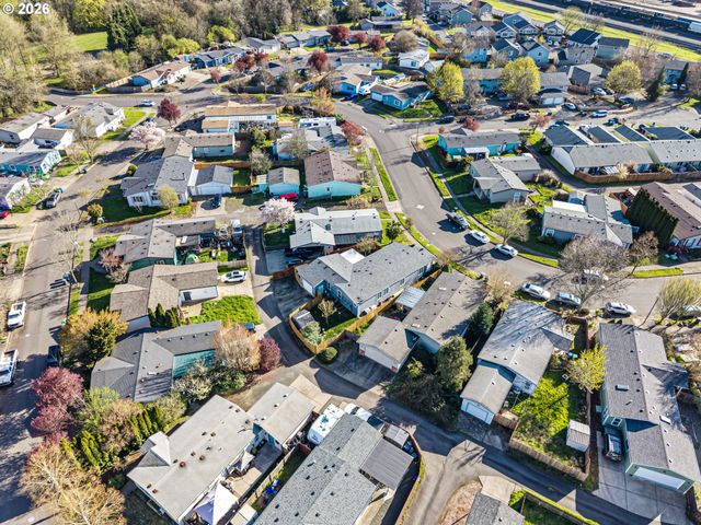 1307 BRAMBLEWOOD Ln, Eugene, OR 97404