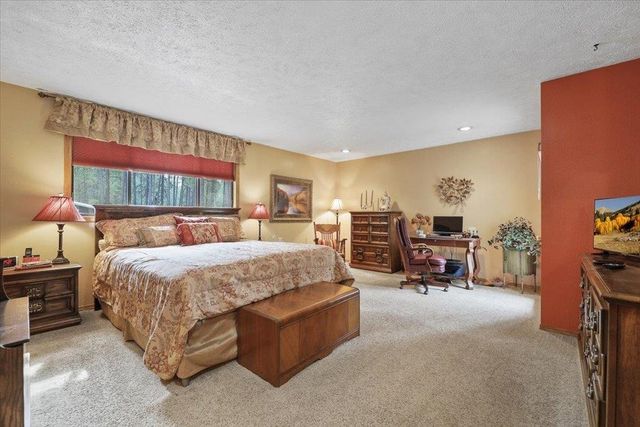 9105 S Sherman Rd, Spokane, WA 99224