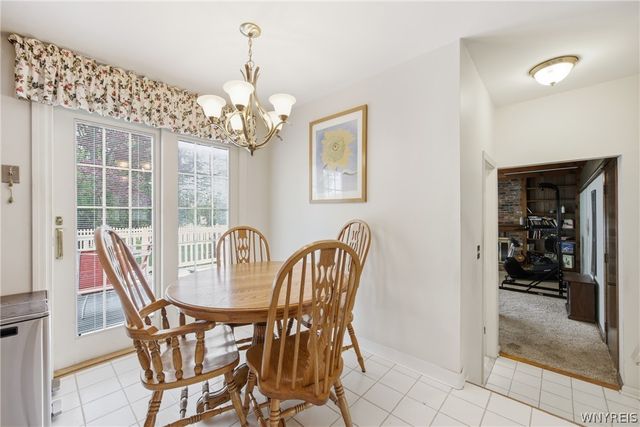 202 Oakbrook Drive, Amherst, NY 14221