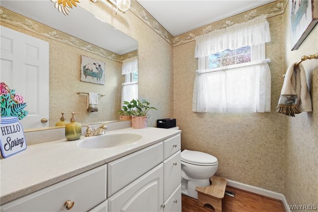 202 Oakbrook Drive, Amherst, NY 14221