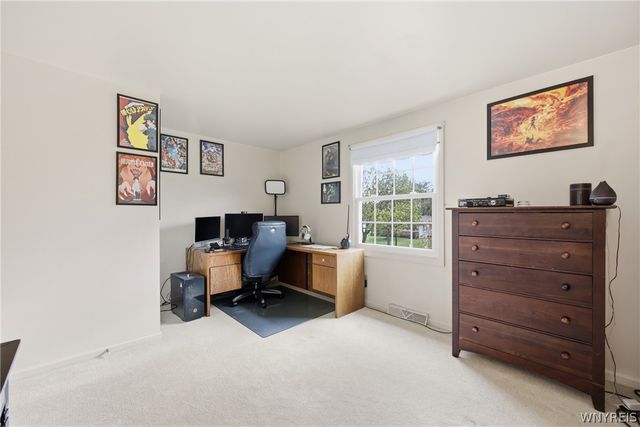 202 Oakbrook Drive, Amherst, NY 14221