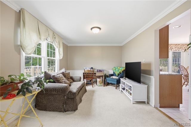 202 Oakbrook Drive, Amherst, NY 14221
