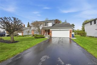 202 Oakbrook Drive, Amherst, NY 14221