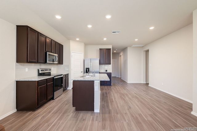 15251 COMANCHE GARD, San Antonio, TX 78233