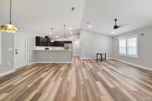 4986 Guernsey Rd, Pace, FL 32571