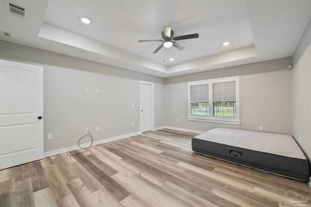 4986 Guernsey Rd, Pace, FL 32571