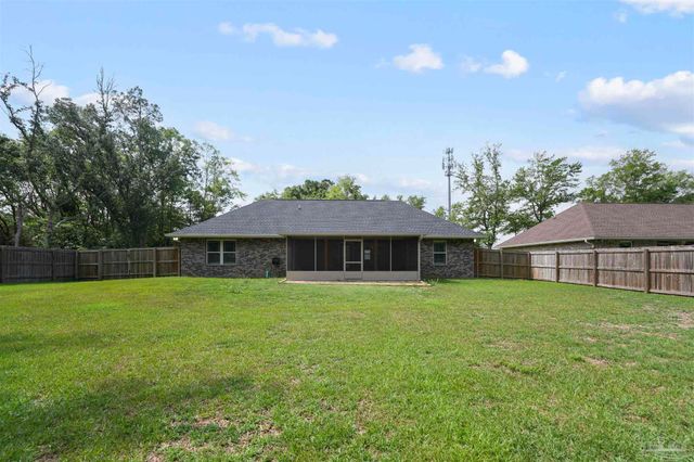 4986 Guernsey Rd, Pace, FL 32571
