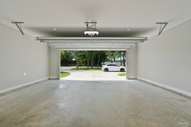 4986 Guernsey Rd, Pace, FL 32571
