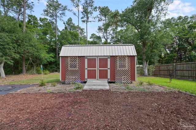4986 Guernsey Rd, Pace, FL 32571
