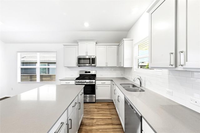 388 Barcelona, Kyle, TX 78640