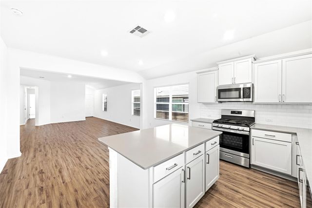 388 Barcelona, Kyle, TX 78640