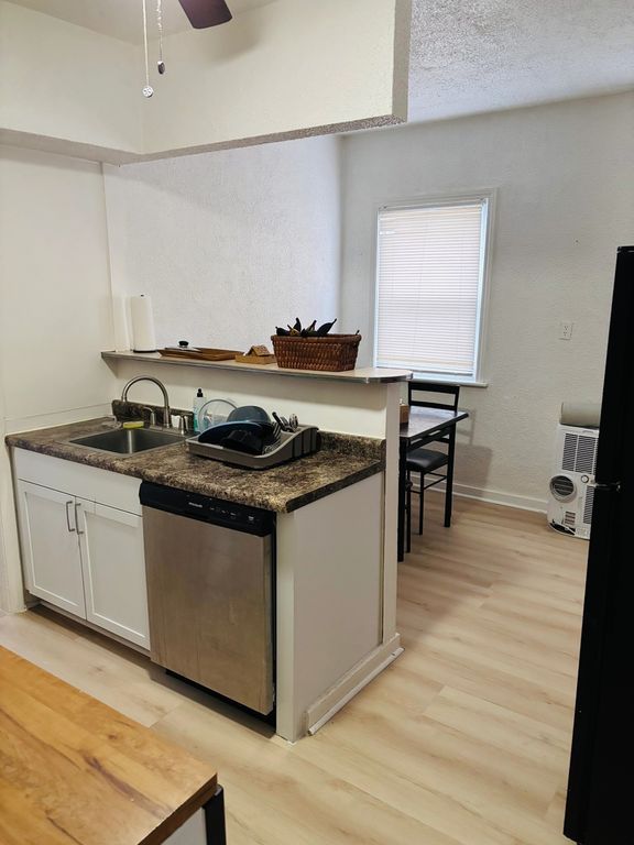 2047 Asbury Avenue, Evanston, IL 60201 — photo 4