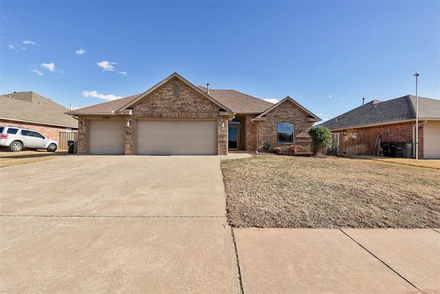 3304 Paul Drive, Moore, OK 73160