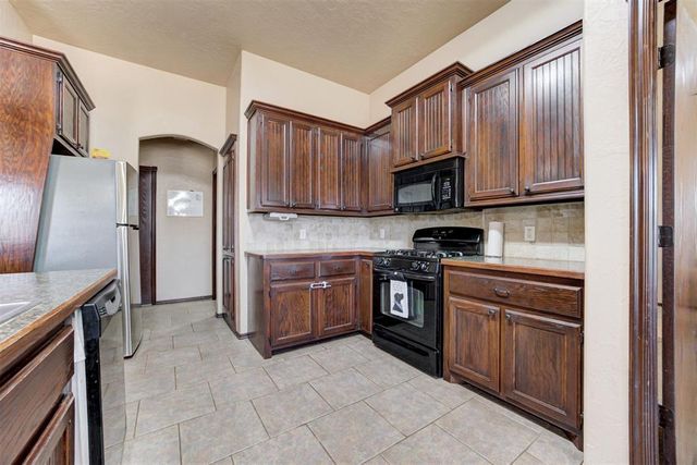 3304 Paul Drive, Moore, OK 73160