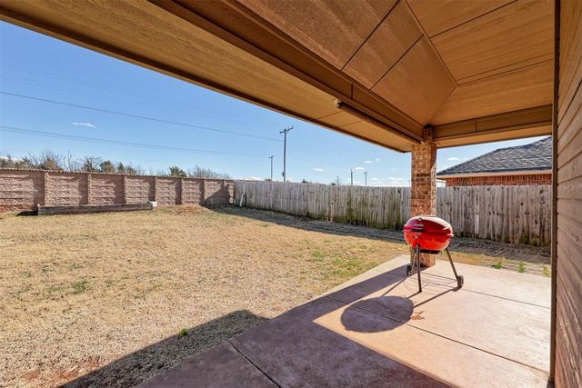 3304 Paul Drive, Moore, OK 73160