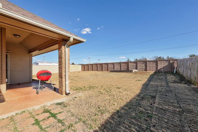 3304 Paul Drive, Moore, OK 73160