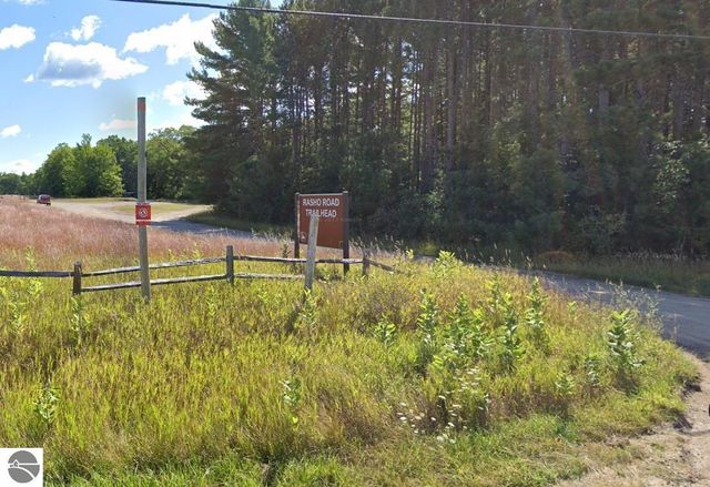 1028 Rasho Road, Traverse City, MI 49686