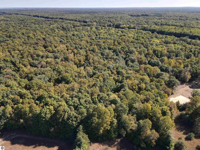 1028 Rasho Road, Traverse City, MI 49686