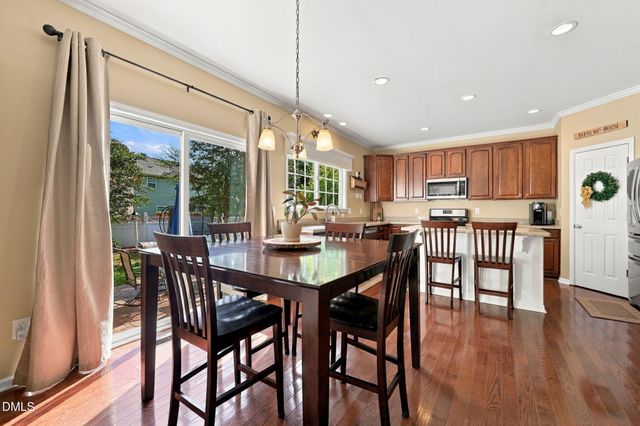10707 Longholme Way, Raleigh, NC 27614