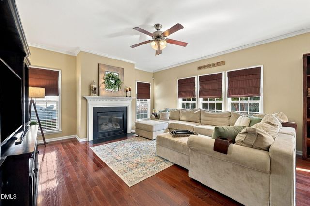 10707 Longholme Way, Raleigh, NC 27614