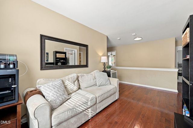 10707 Longholme Way, Raleigh, NC 27614
