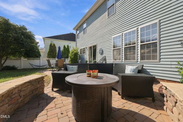 10707 Longholme Way, Raleigh, NC 27614