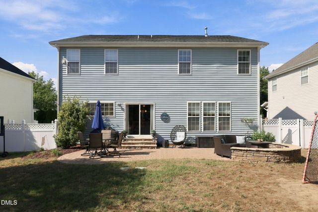 10707 Longholme Way, Raleigh, NC 27614