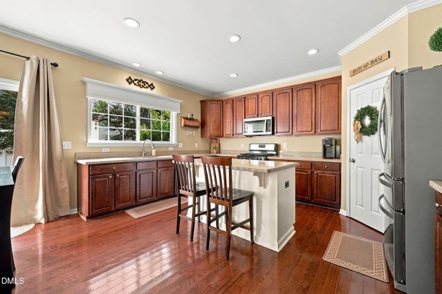 10707 Longholme Way, Raleigh, NC 27614
