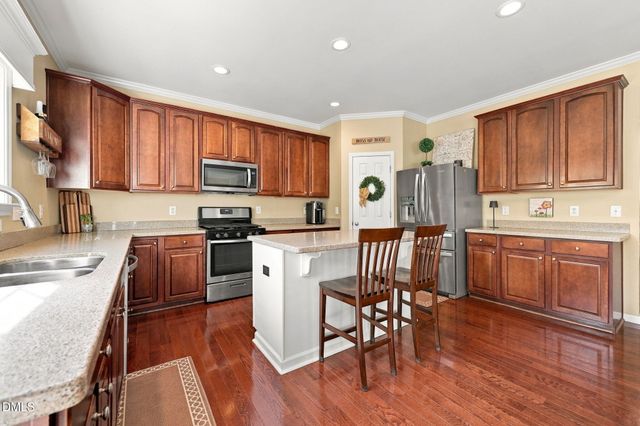 10707 Longholme Way, Raleigh, NC 27614