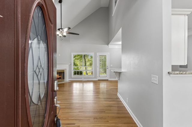 1507 Halifax Dr, Spring Hill, TN 37174