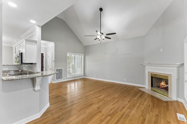 1507 Halifax Dr, Spring Hill, TN 37174
