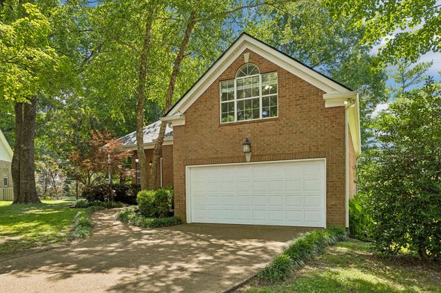 1507 Halifax Dr, Spring Hill, TN 37174