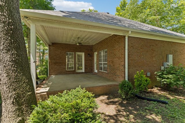 1507 Halifax Dr, Spring Hill, TN 37174