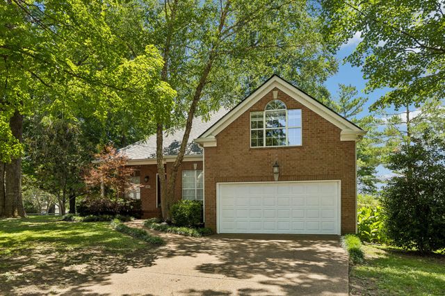 1507 Halifax Dr, Spring Hill, TN 37174