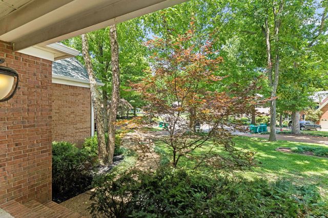 1507 Halifax Dr, Spring Hill, TN 37174