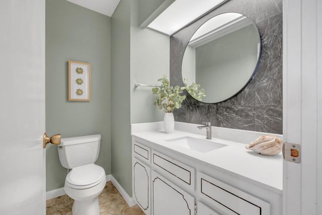 3315 Willis Lane, Alameda, CA 94502