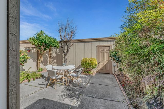 3315 Willis Lane, Alameda, CA 94502